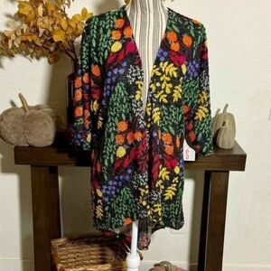 ♥️ NEW—Beautiful, vibrant & cozy cardigan by LuLaRoe 🧡 Size Smal